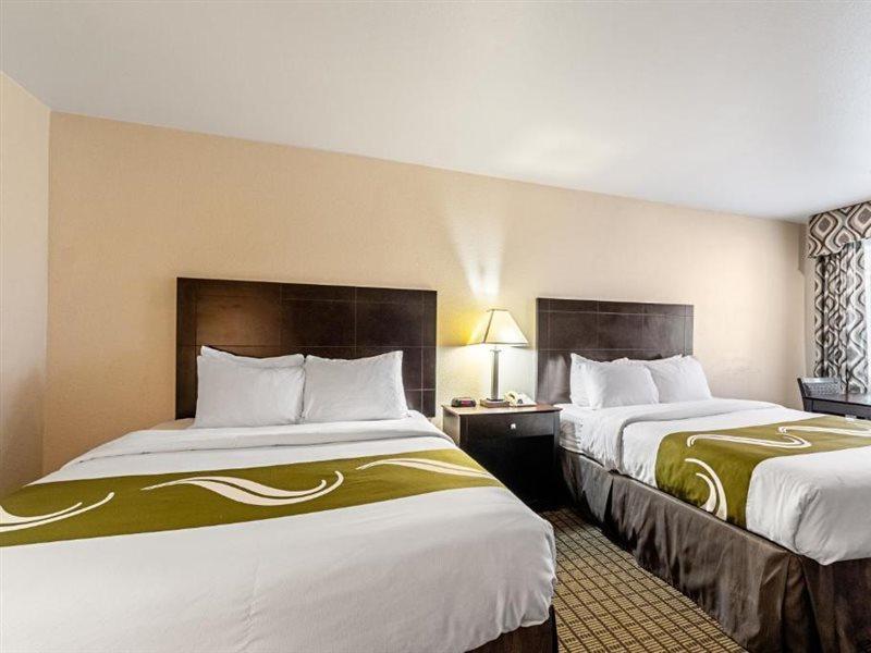 Quality Inn Three Rivers Buitenkant foto