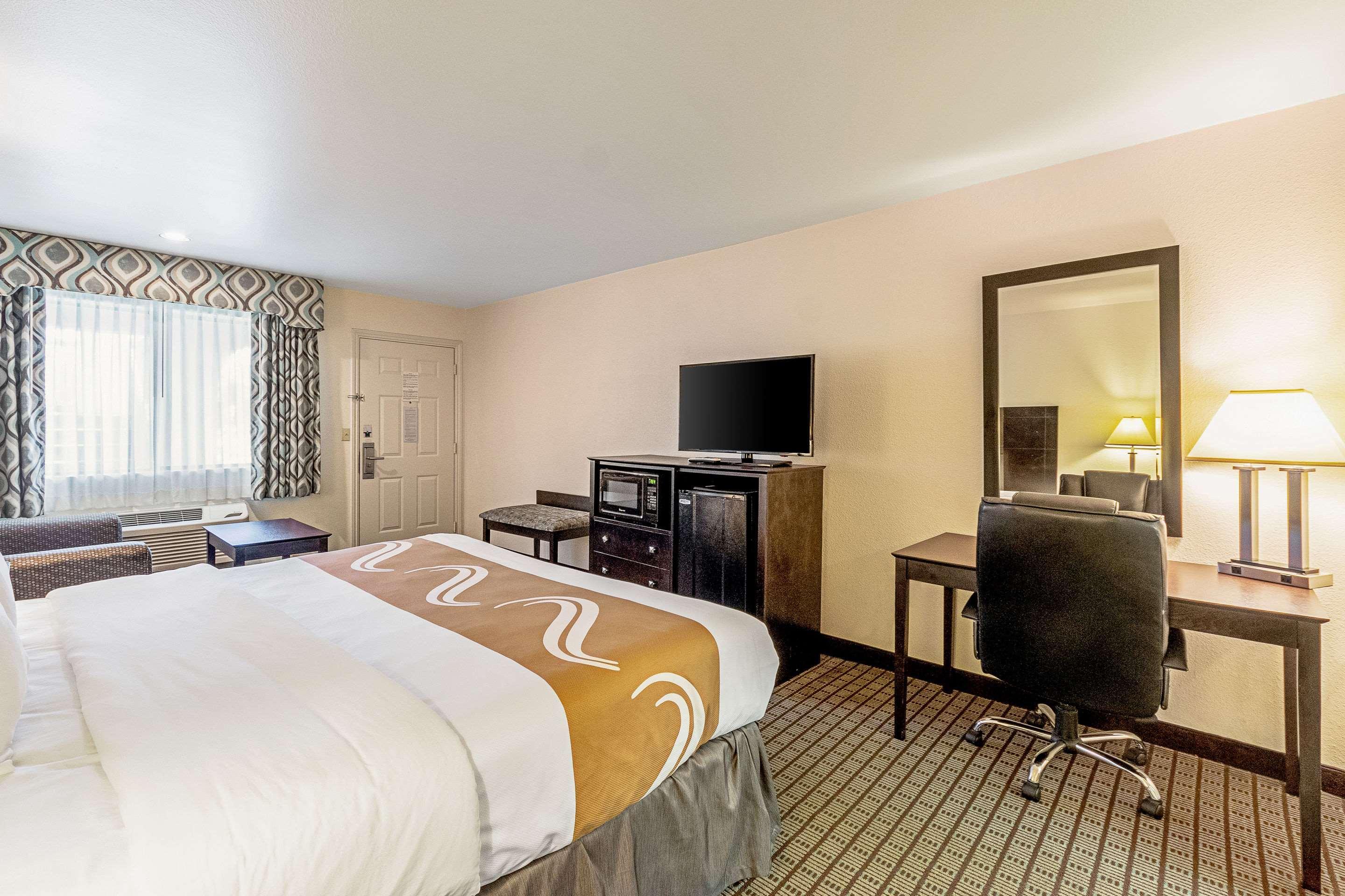 Quality Inn Three Rivers Buitenkant foto