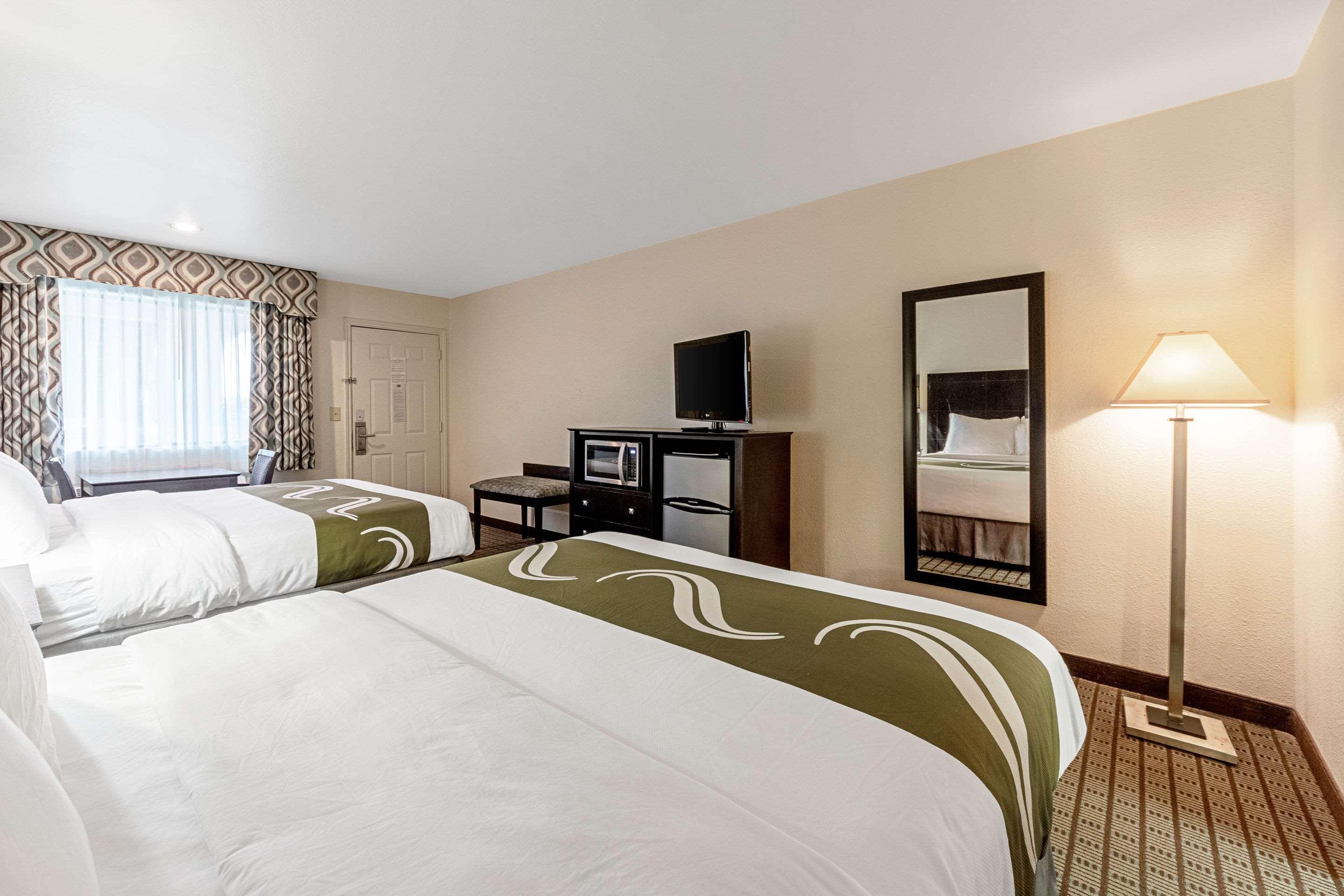 Quality Inn Three Rivers Buitenkant foto